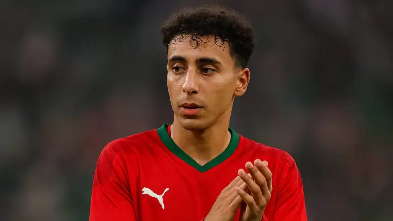 رسميًا.. أنس صلاح الدين يعود إلى روما بعد نهاية إعارته مع آيندهوفن